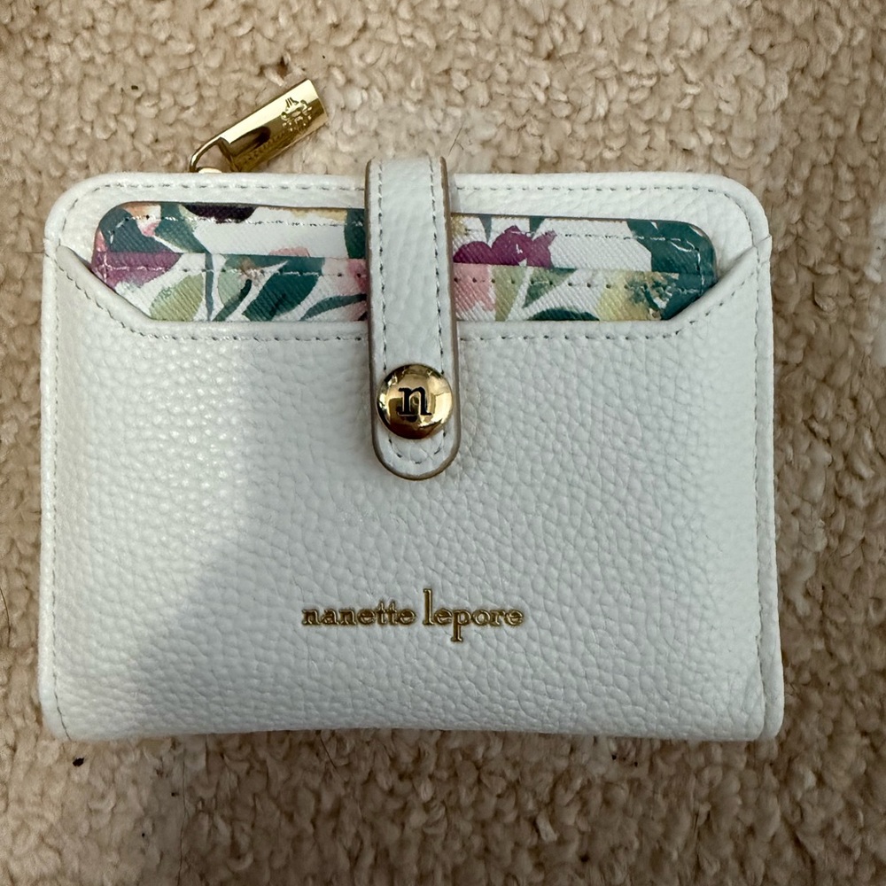 NANETTE LEPORE WALLET